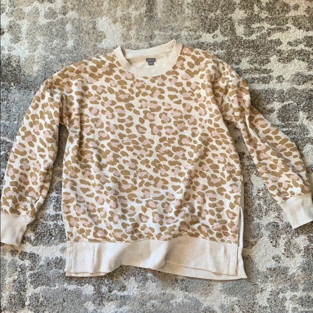 Leopard oversized crew neck